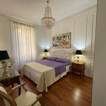 Bed And Breakfast King Plaza โรม ภายนอก รูปภาพ