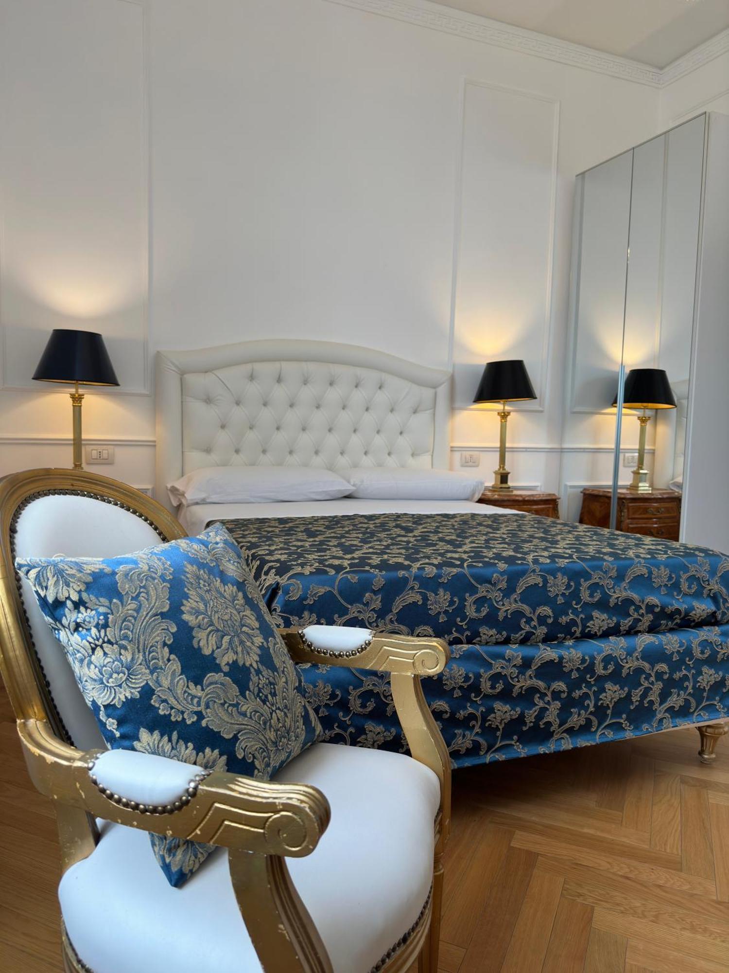 Bed And Breakfast King Plaza โรม ภายนอก รูปภาพ